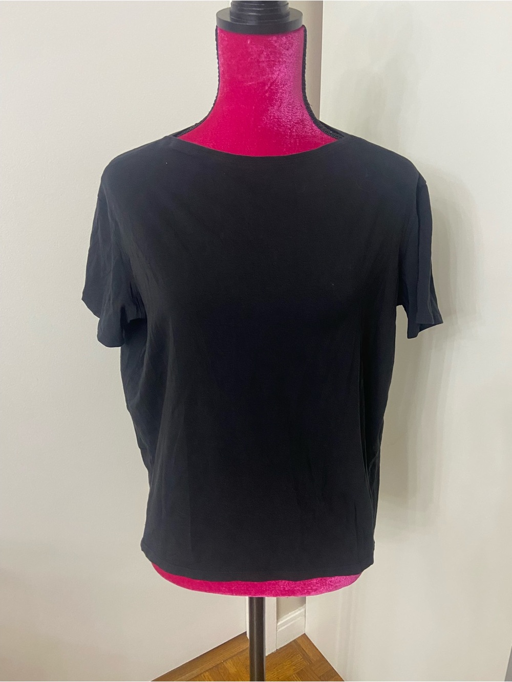 Lululemon black t shirt top 4